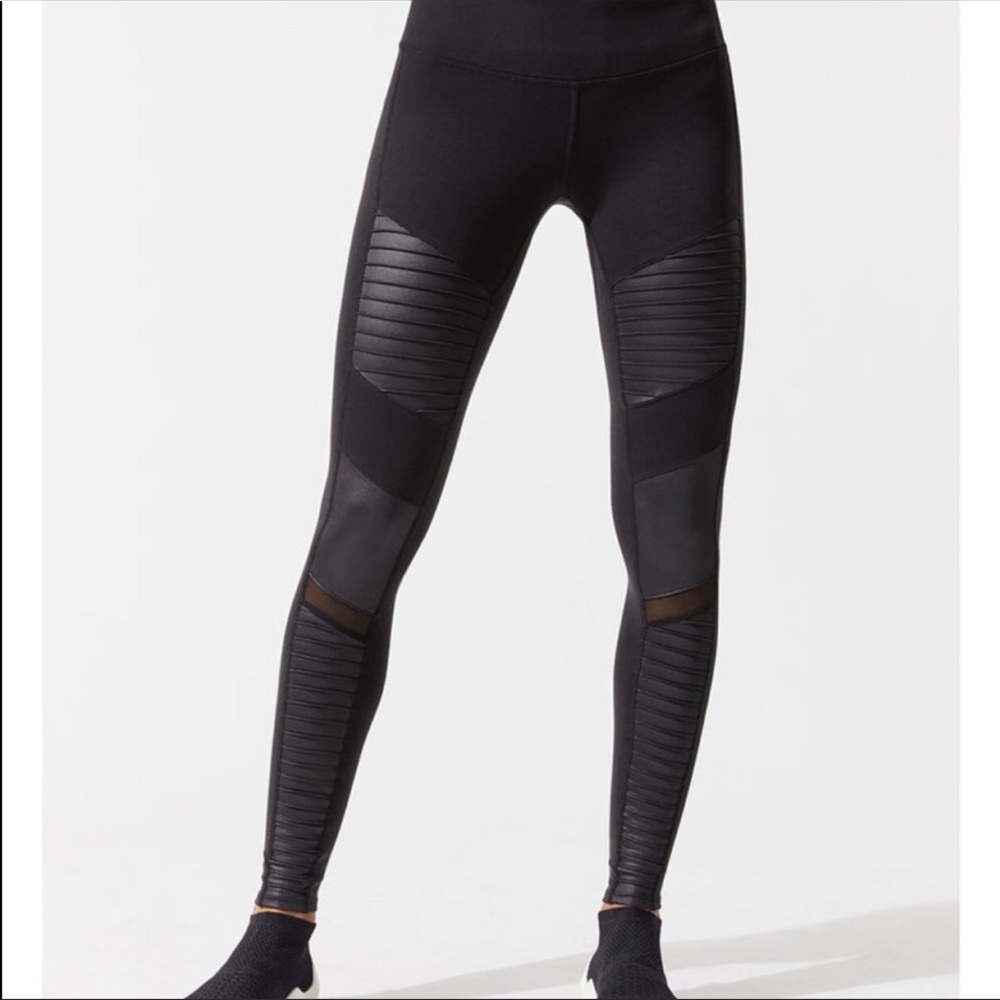 Alo Moto Legging